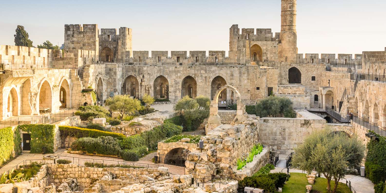 Exploring the Archaeology of Ancient Jerusalem: Discovering the City of David hero image