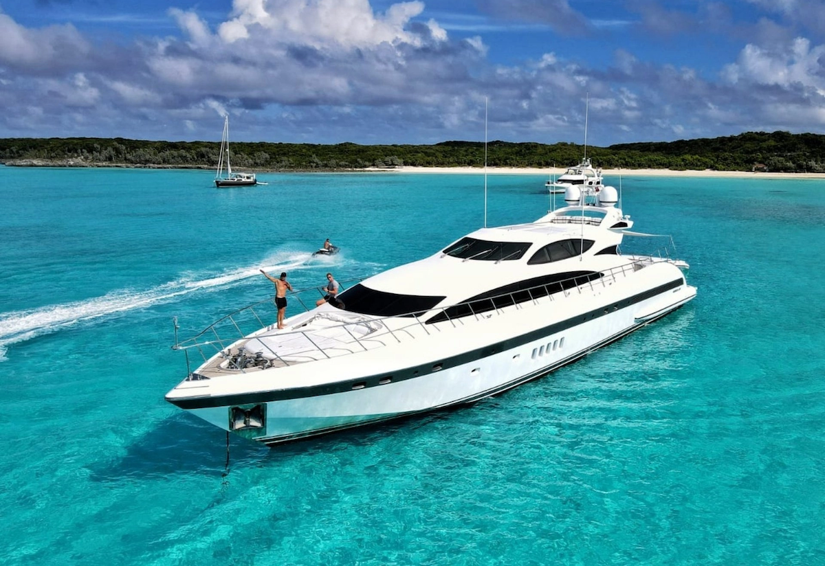 The Rise of Yacht-Based Events: Why Weddings and Corporate Parties Are Moving to the Water hero image