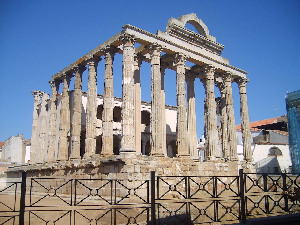 Goddess Diana: Unraveling the Mythology Behind Ephesus’ Iconic Temple hero image