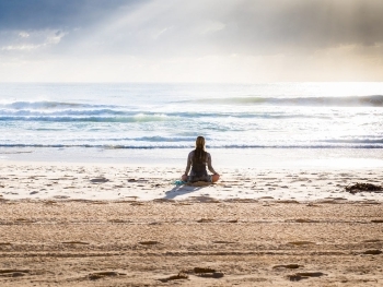 Finding Peace in the Midst of Chaos: Tips for Practicing Mindfulness as a Christian image