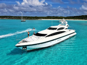 The Rise of Yacht-Based Events: Why Weddings and Corporate Parties Are Moving to the Water image