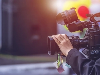 Lights On, Brand Awareness Up: How Premier Miami-Based Video Production Enhances Your Corporate Videos image