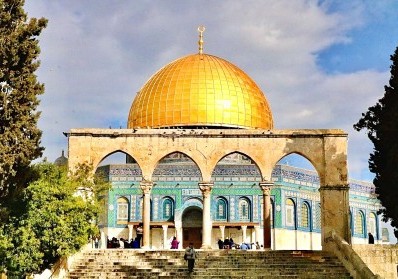 The Temple Mount in Jerusalem: A Holy Site for Three Religions blog image
