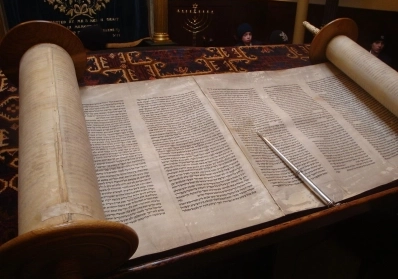 Beyond the Old Testament: Exploring Messianic Expectations in Jewish Literature blog image